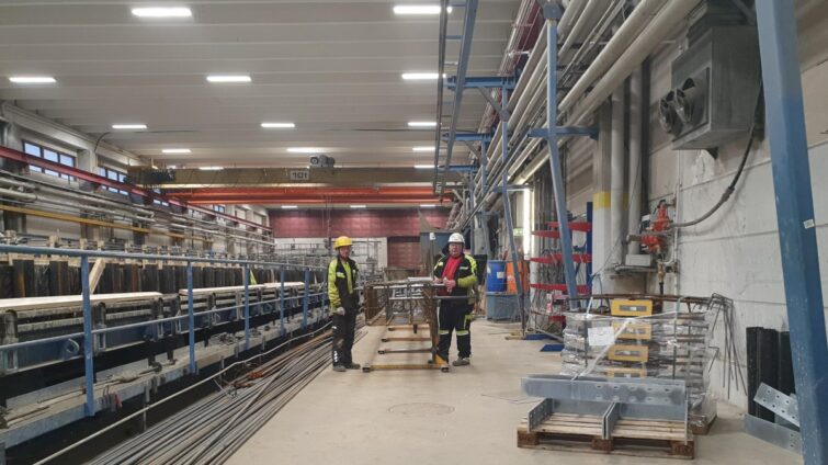 LED-valaistukseen siirtyminen on ympäristöteko Nummelan tehtaalla LED-valaistukseen siirtyminen on ympäristöteko Nummelan tehtaalla